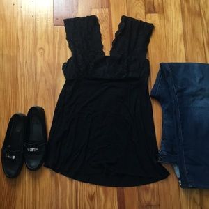 Black medium lace top!